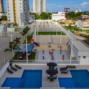 Casa de Férias Casa Em Condomínio, Com área De Lazer Completa, Piçarras